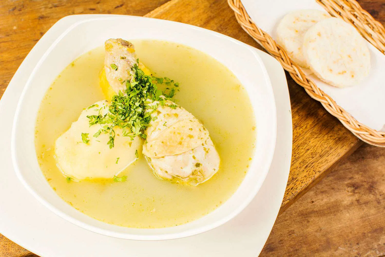 Caldo de pollo