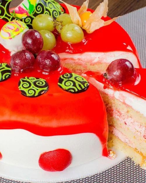 Torta fría de frutos rojos (3/4 de Libra)