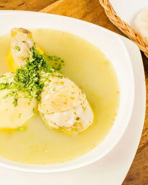 Caldo de pollo