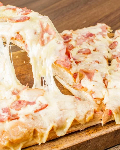 Pan Pizza Tres Carnes