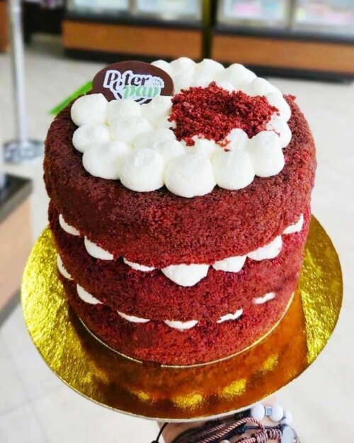 Torta Red Velvet (Con frosting de queso)